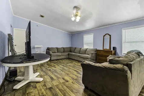 375 White Oak Cove Onalaska TX 77360