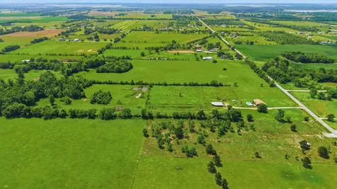 597 County Road 612 Dayton TX 77535