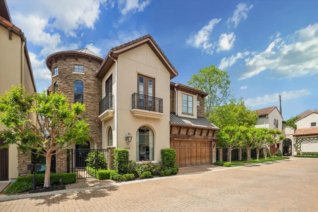 1110 Longmont Place Court Houston TX 77056