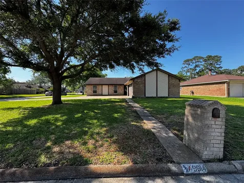 9914 El Chaco Street Baytown TX 77521