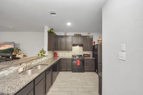 11111 Grape Hyacinth Lane Houston TX 77044