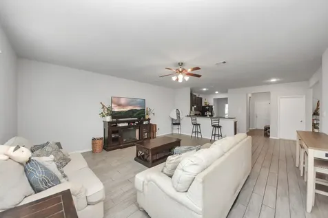 11111 Grape Hyacinth Lane Houston TX 77044