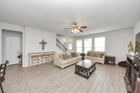 11111 Grape Hyacinth Lane Houston TX 77044