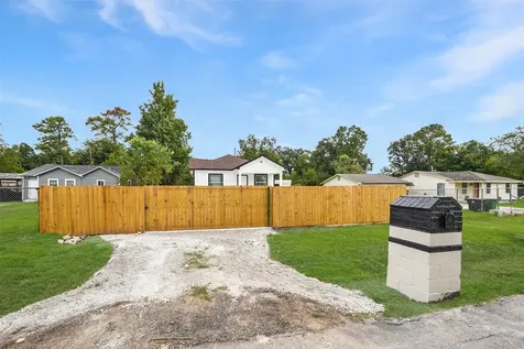9305 Kentshire Drive Houston TX 77078