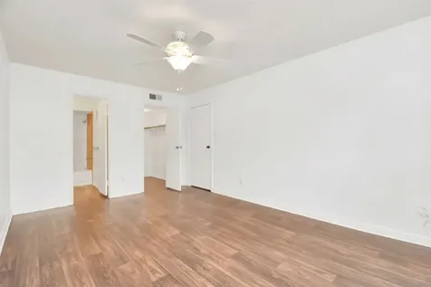 7400 Bellerive Drive 1505 Houston TX 77036