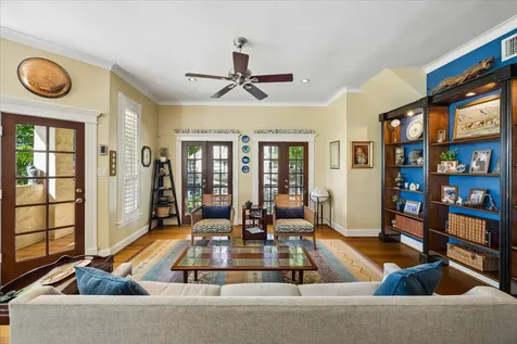6635 Minola Street Houston TX 77007