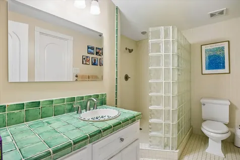6635 Minola Street Houston TX 77007