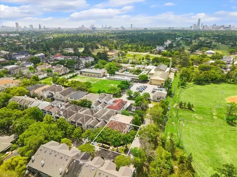 6635 Minola Street Houston TX 77007