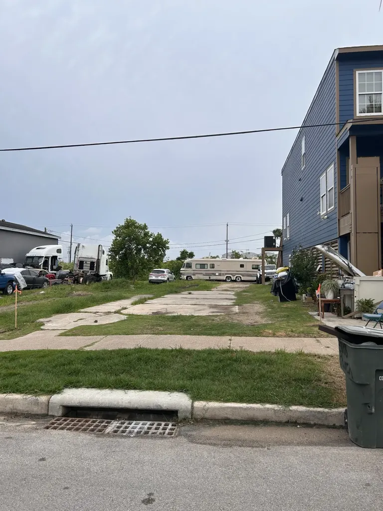 3610 Church Galveston TX 77550