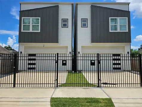 1510 Weiss Street Houston TX 77009