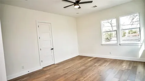 1510 Weiss Street Houston TX 77009