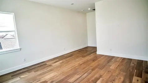 1510 Weiss Street Houston TX 77009