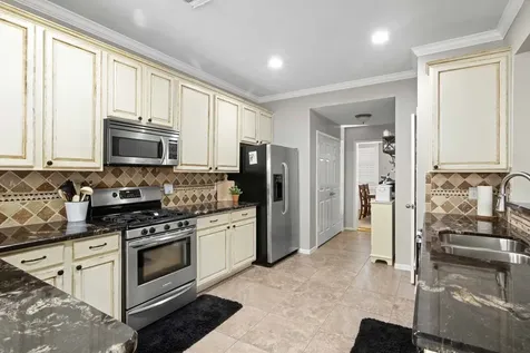 4311 Green Tree Court Pasadena TX 77505