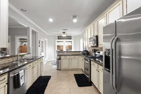 4311 Green Tree Court Pasadena TX 77505