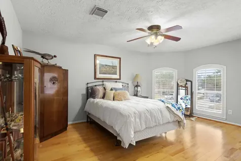 4311 Green Tree Court Pasadena TX 77505