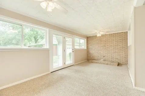 311 Carnation Street Lake Jackson TX 77566