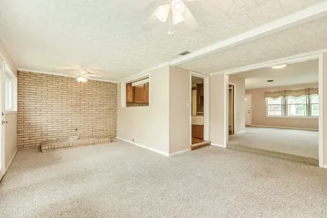 311 Carnation Street Lake Jackson TX 77566