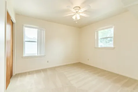 311 Carnation Street Lake Jackson TX 77566