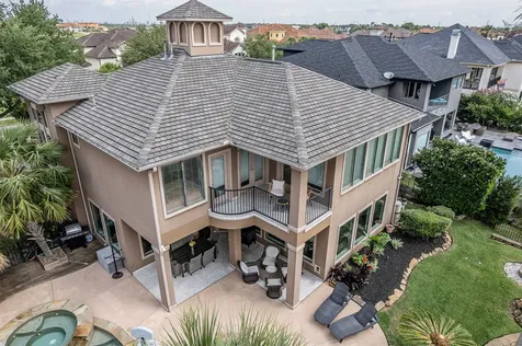 2938 N Island Drive Seabrook TX 77586