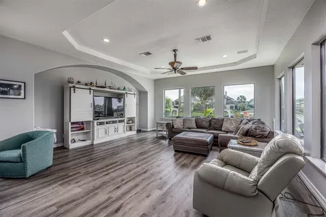 2938 N Island Drive Seabrook TX 77586