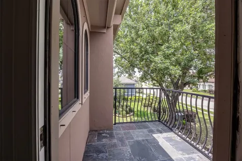2938 N Island Drive Seabrook TX 77586