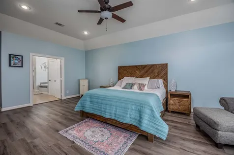 2938 N Island Drive Seabrook TX 77586