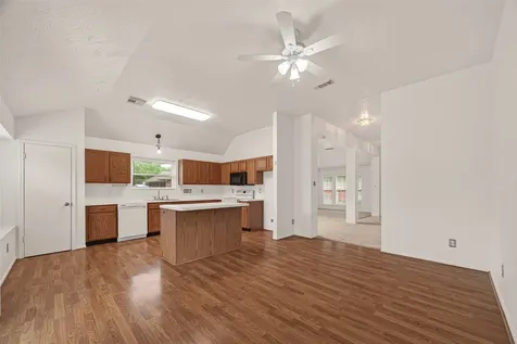 602 W Larkspur Circle Pearland TX 77584