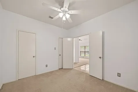 602 W Larkspur Circle Pearland TX 77584