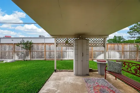 602 W Larkspur Circle Pearland TX 77584