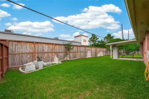 602 W Larkspur Circle Pearland TX 77584