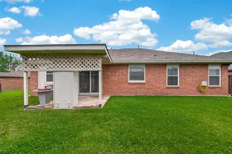 602 W Larkspur Circle Pearland TX 77584