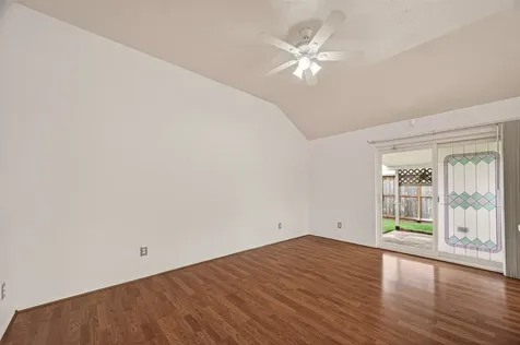 602 W Larkspur Circle Pearland TX 77584