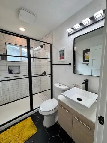 2204 Palmera Cove Austin TX 78744