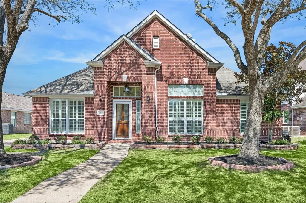 11309 Softbreeze Court Pearland TX 77584