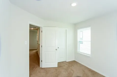 9807 Spotted Rose San Antonio TX 78254