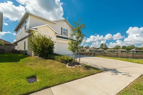 1123 Magnolia Branch Lane Tomball TX 77375