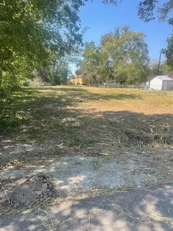 9515 Willow Street Houston TX 77088