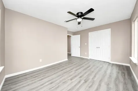 5879 Belcrest Street Houston TX 77033
