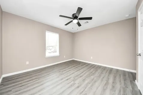 5879 Belcrest Street Houston TX 77033