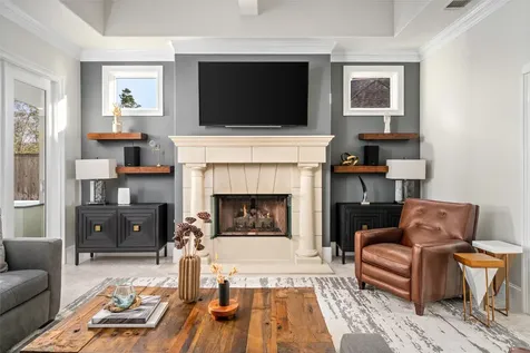 64 S Parkgate Circle The Woodlands TX 77381