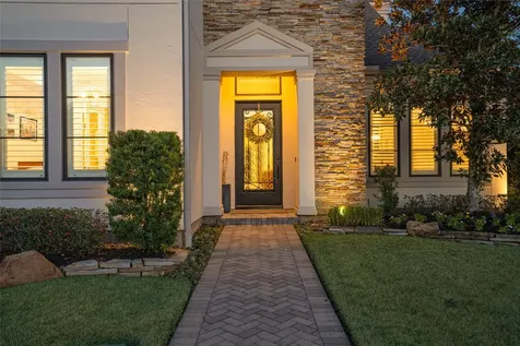 64 S Parkgate Circle The Woodlands TX 77381
