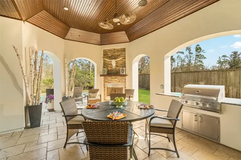 64 S Parkgate Circle The Woodlands TX 77381