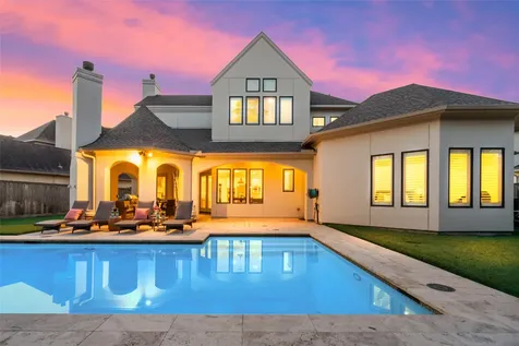 64 S Parkgate Circle The Woodlands TX 77381