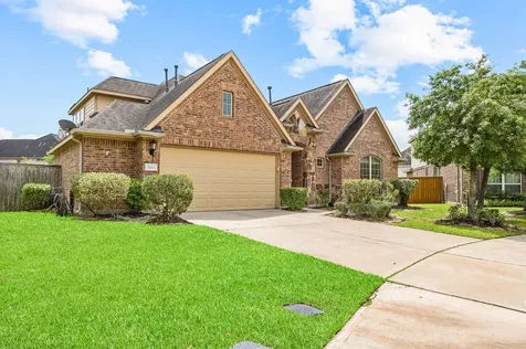 2411 Linden Bluff Court Sugar Land TX 77479