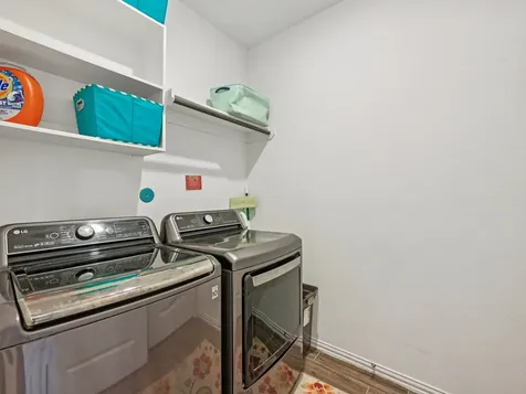15014 Lake Shore Avenue Mont Belvieu TX 77523