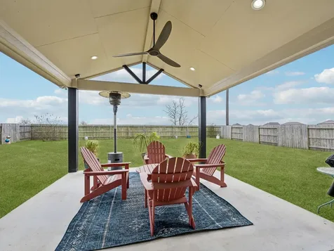 15014 Lake Shore Avenue Mont Belvieu TX 77523