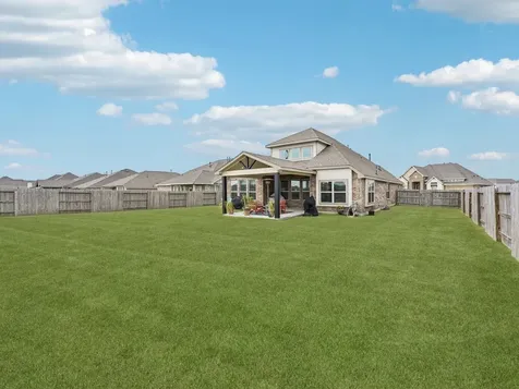 15014 Lake Shore Avenue Mont Belvieu TX 77523