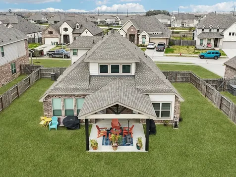 15014 Lake Shore Avenue Mont Belvieu TX 77523