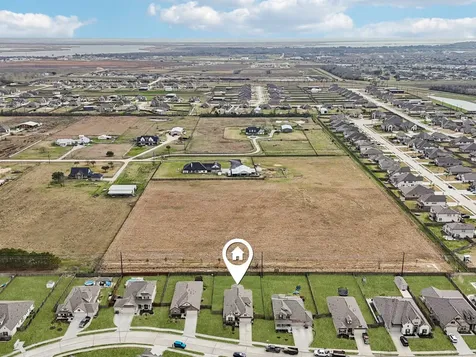 15014 Lake Shore Avenue Mont Belvieu TX 77523