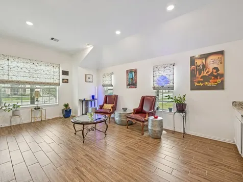 15014 Lake Shore Avenue Mont Belvieu TX 77523